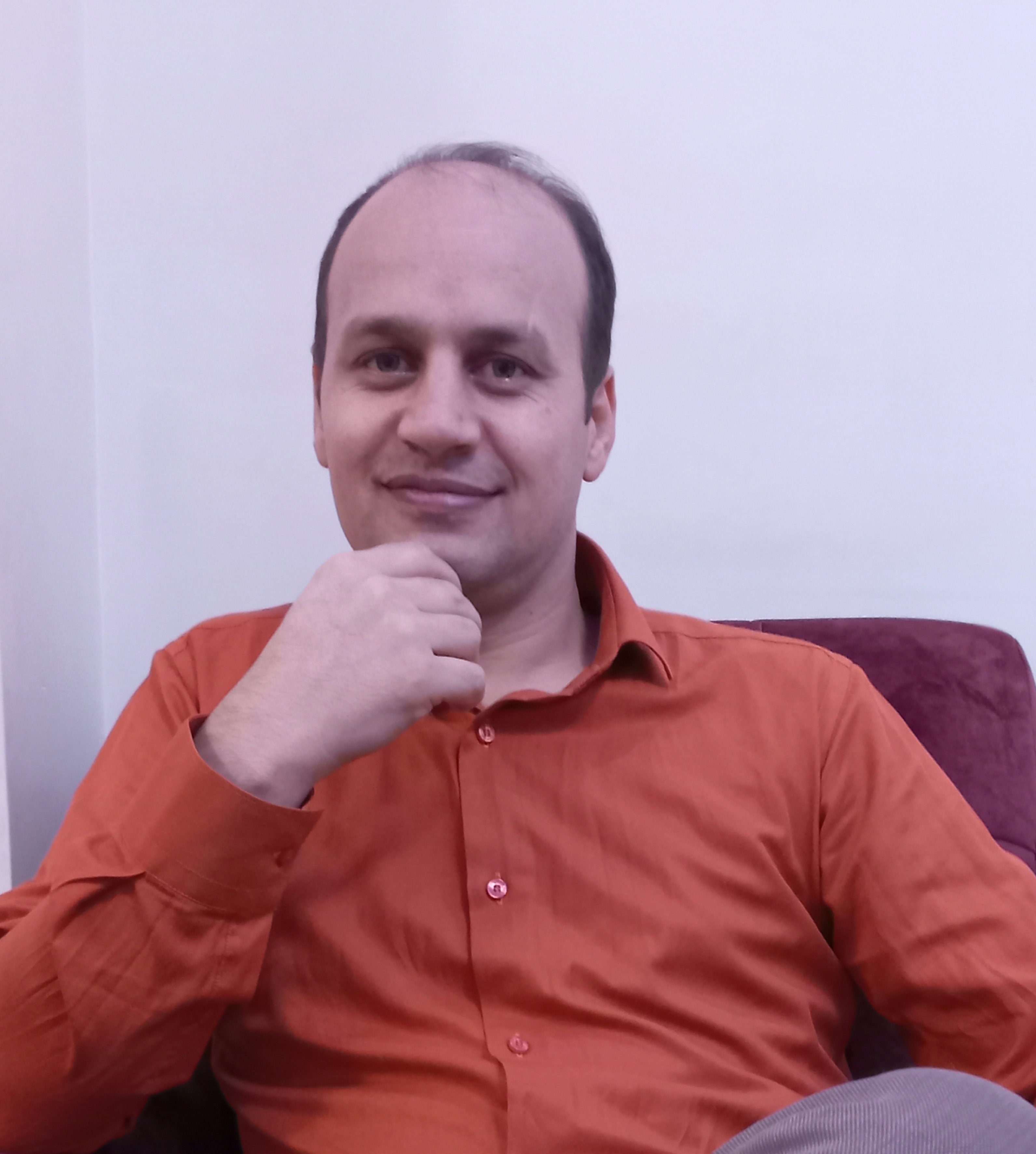 سید مهدی دلبری مدیر شرکت نظیف